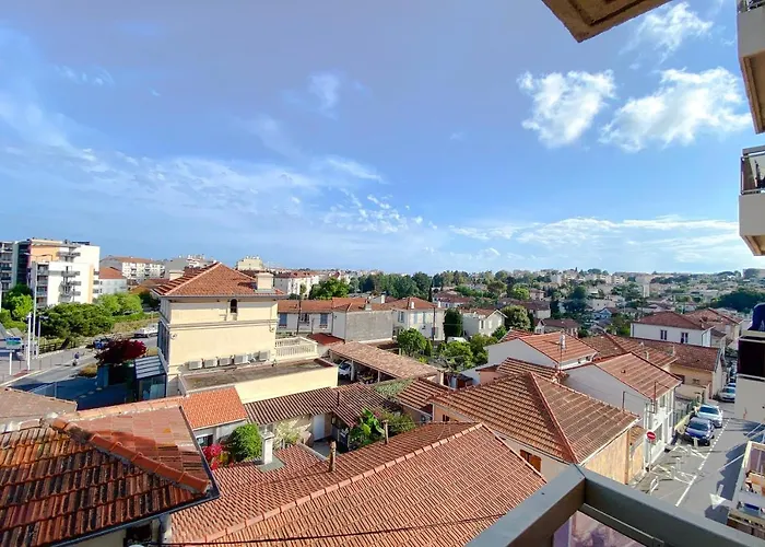 Guignon - Apart Sunny Comfort Close To The Port & Station