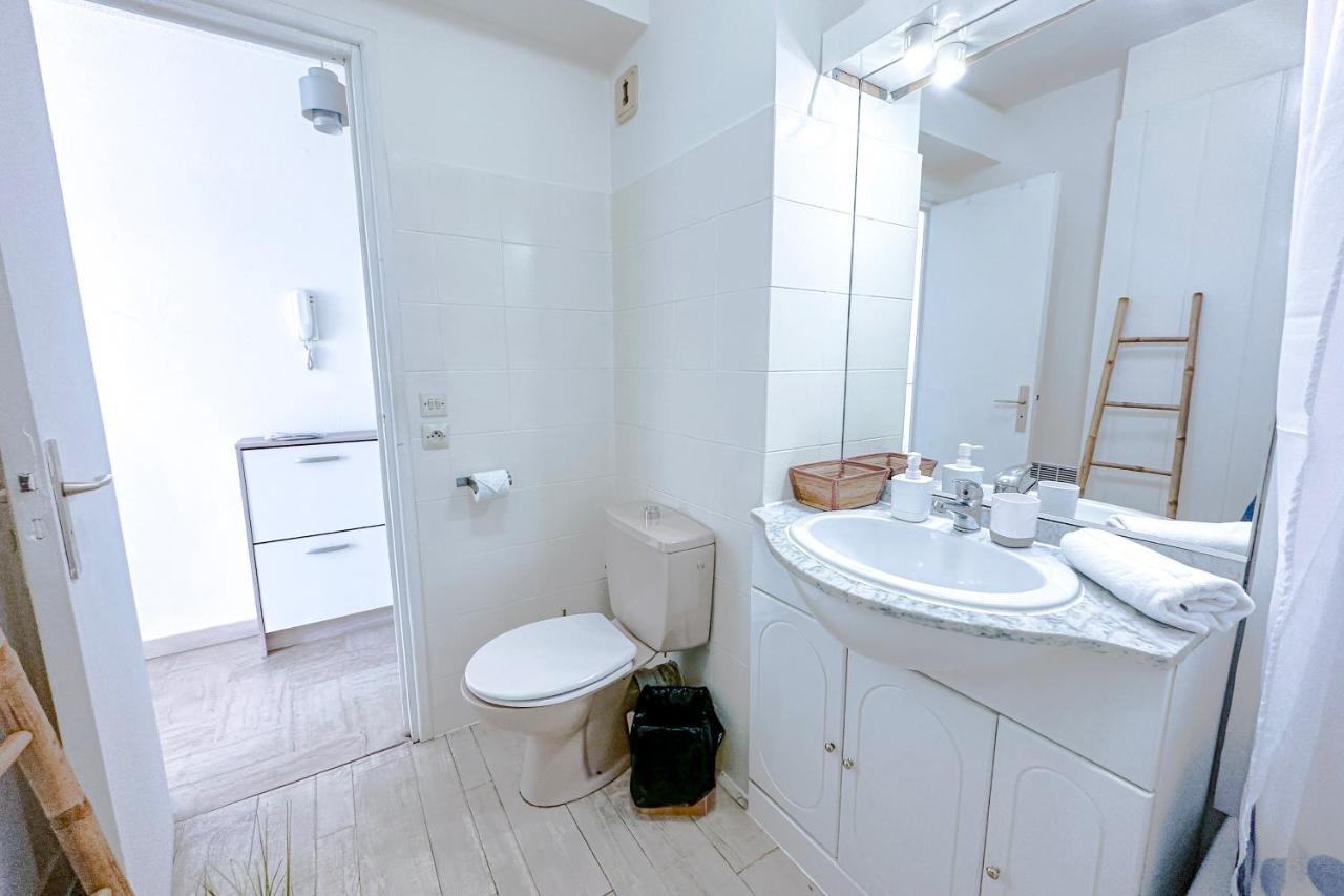 Guignon - Sunny Comfort Close To The Port & Station Apartment